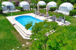 Seagloo Glamping - Adults Only